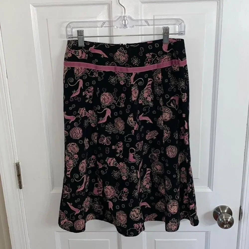 Dressbarn printed a-line skirt size 6